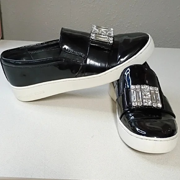Michael Kors Kids Black Patent Dress Shoes - Picture 7 of 8